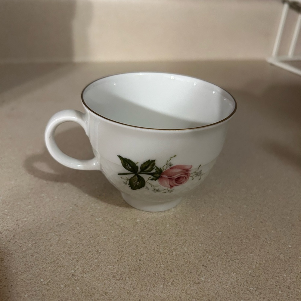 Bone China 🌸 Teacup ☕️
